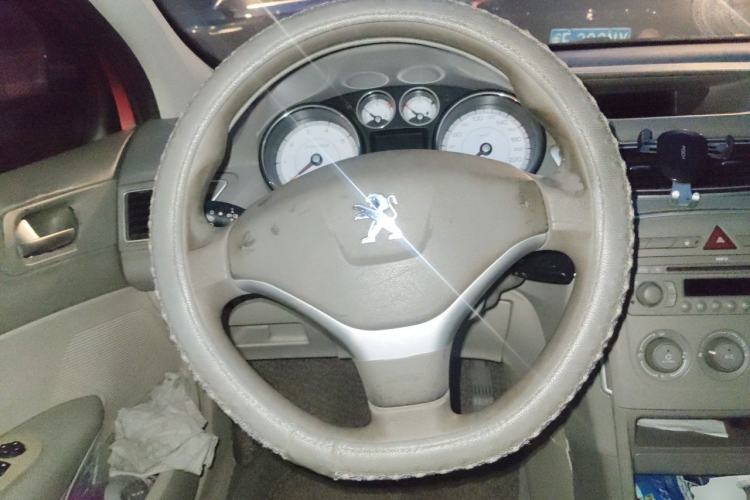 Used Peugeot 308 2012 1.6L Automatic YouShang Model Steering Wheel