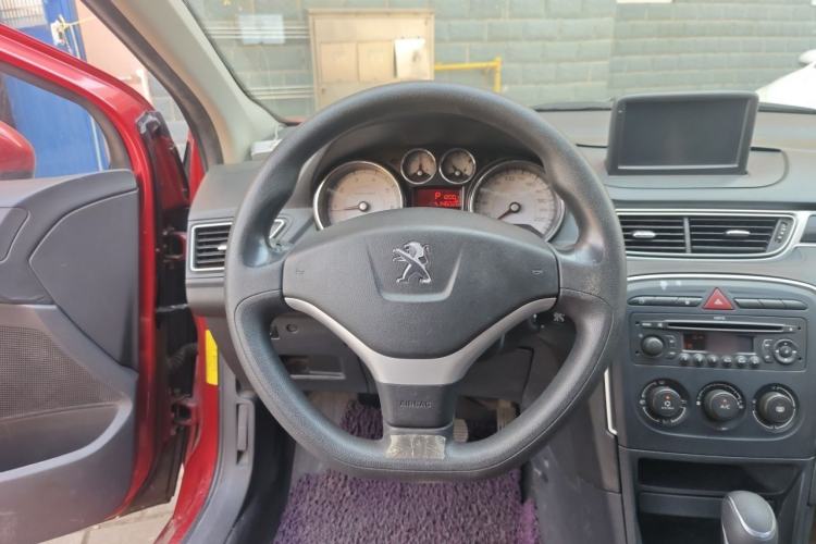 Used Peugeot 308 2012 1.6L Automatic YouShang Model Steering Wheel