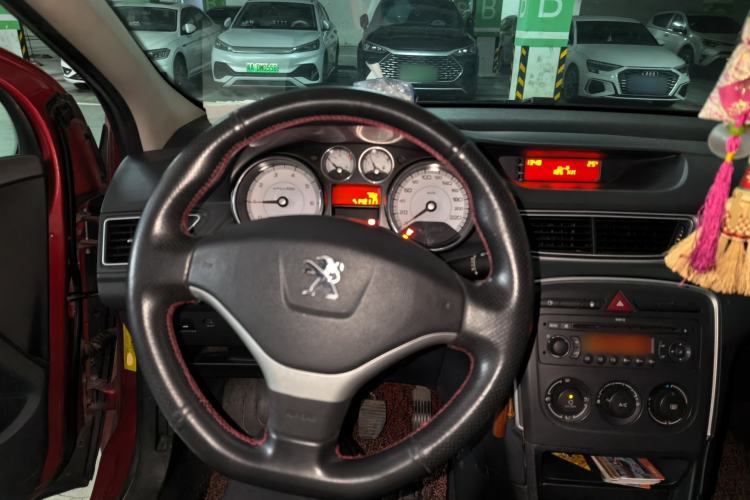 Used Peugeot 308 2012 1.6L Manual YouShang Edition Steering Wheel
