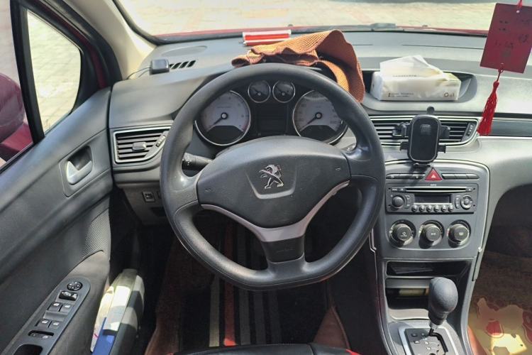 Used Peugeot 308 2012 1.6L Automatic YouShang Model Steering Wheel