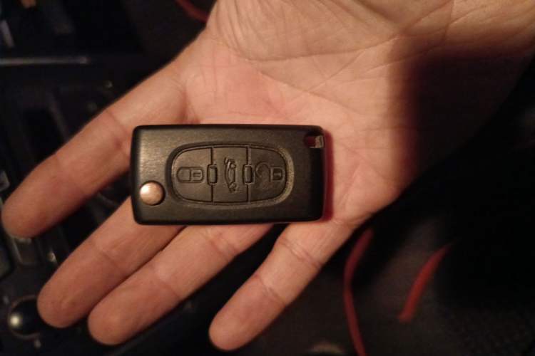 Used Peugeot 308 2012 1.6L Automatic Fashion Edition Vehicle Key