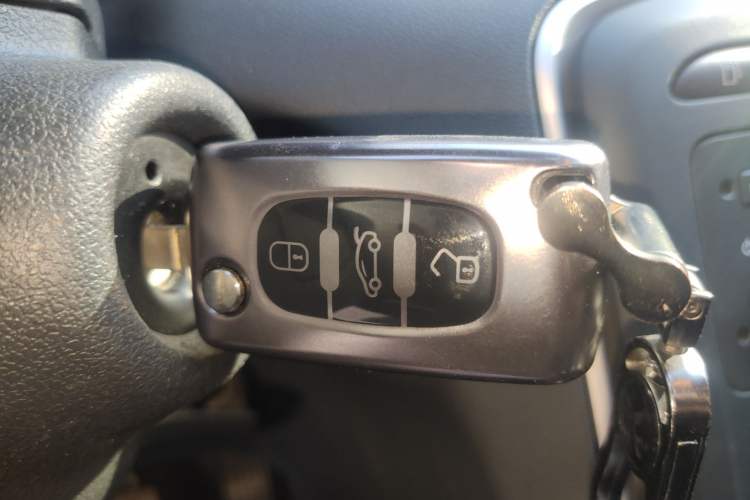 Used Peugeot 308 2012 1.6L Manual YouShang Edition Vehicle Key