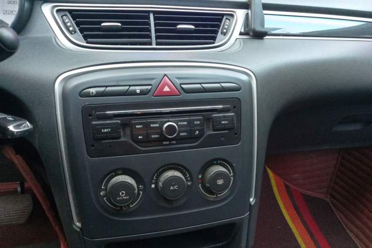 Used Peugeot 308 2012 1.6L Automatic YouShang Model Audio And AC Panel