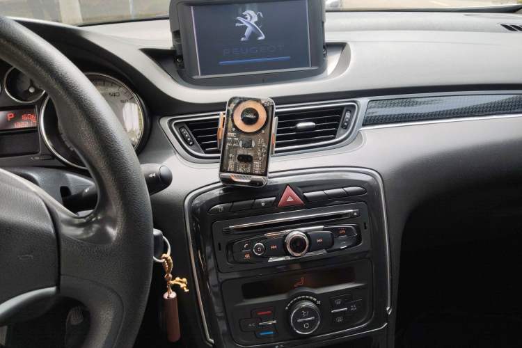 Used Peugeot 308 2012 1.6L Automatic Fashion Edition Audio And AC Panel