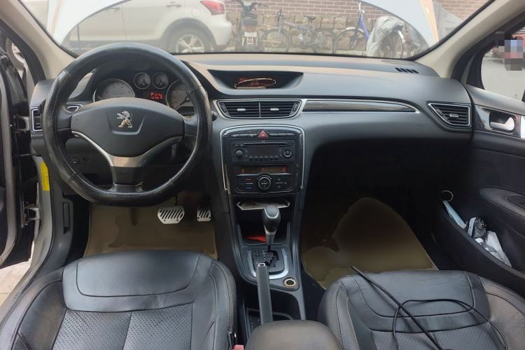 Used Peugeot 308 2012 1.6L Automatic Fashion Edition Center Console