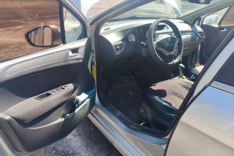 Used Peugeot 308 2012 1.6L Automatic YouShang Model Driver Seat