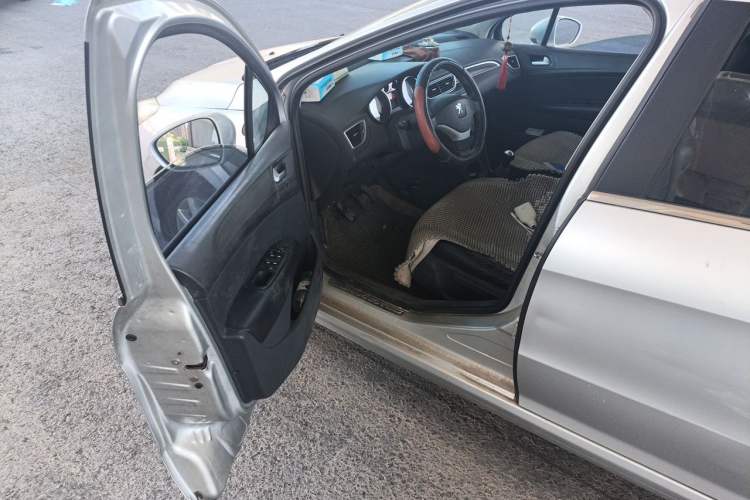 Used Peugeot 308 2012 1.6L Manual YouShang Edition Driver Seat