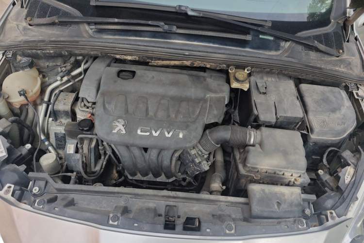Used Peugeot 308 2012 2.0L Automatic Luxury Version Engine Bay