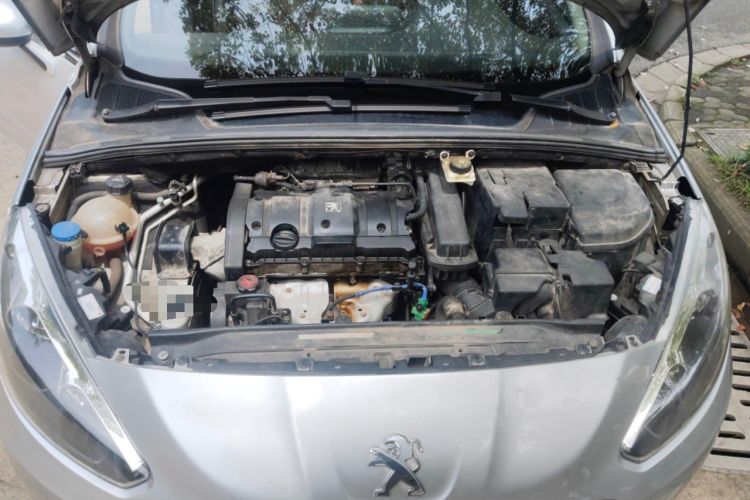 Used Peugeot 308 2012 1.6L Automatic Fashion Edition Engine Bay