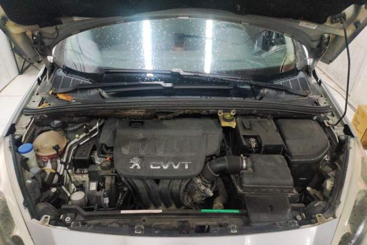 Used Peugeot 308 2012 2.0L Automatic Fashion Edition Engine Bay