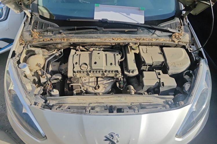 Used Peugeot 308 2012 1.6L Manual Fashion Edition Engine Bay