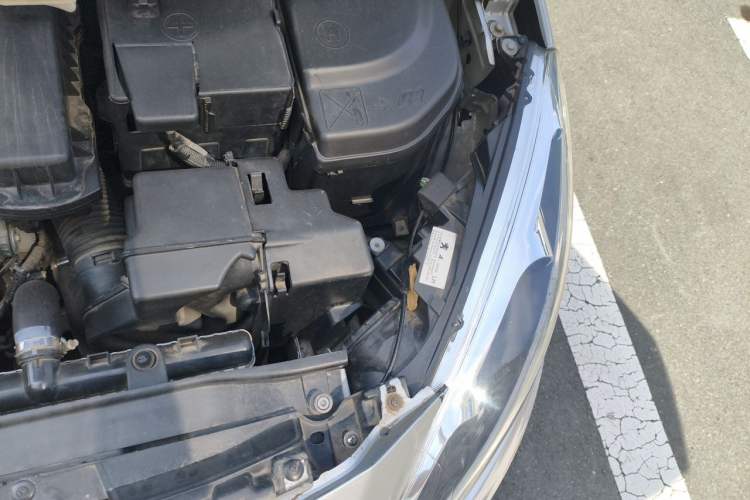 Used Peugeot 308 2012 1.6L Manual YouShang Edition Engine Bay Left