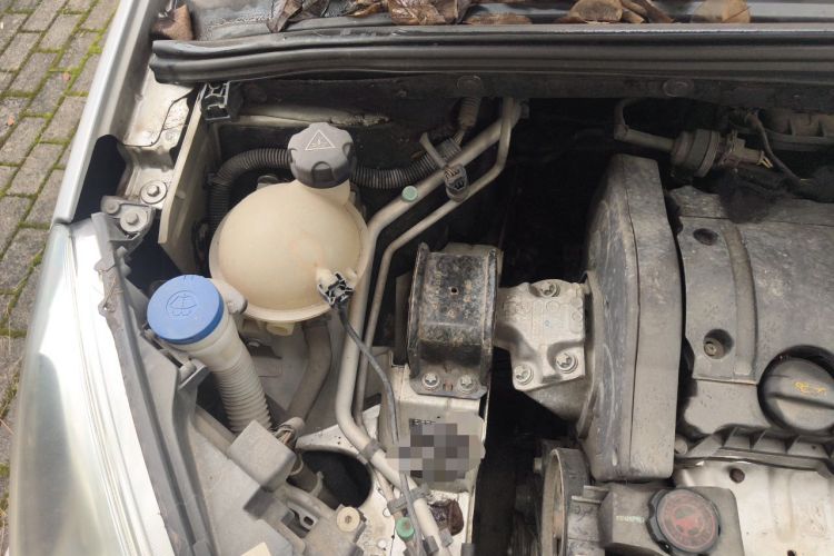 Used Peugeot 308 2012 1.6L Automatic YouShang Model Engine Bay Right
