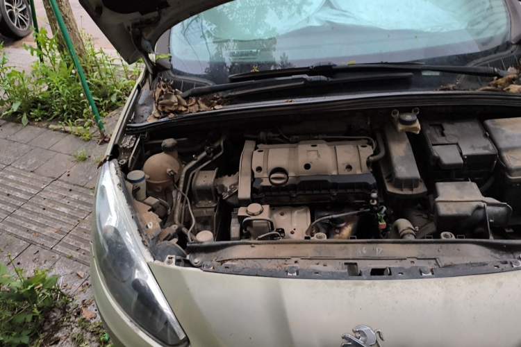 Used Peugeot 308 2012 1.6L Roland Garros Edition Engine Bay Right