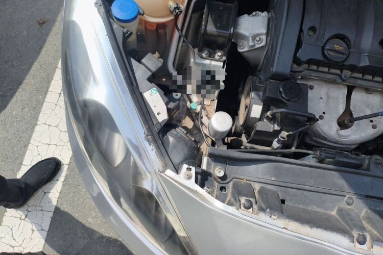 Used Peugeot 308 2012 1.6L Manual YouShang Edition Engine Bay Right