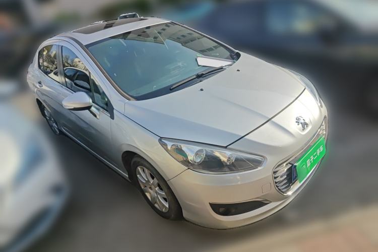 Used Peugeot 308 2012 1.6L Manual Fashion Edition Front Right 45 Deg