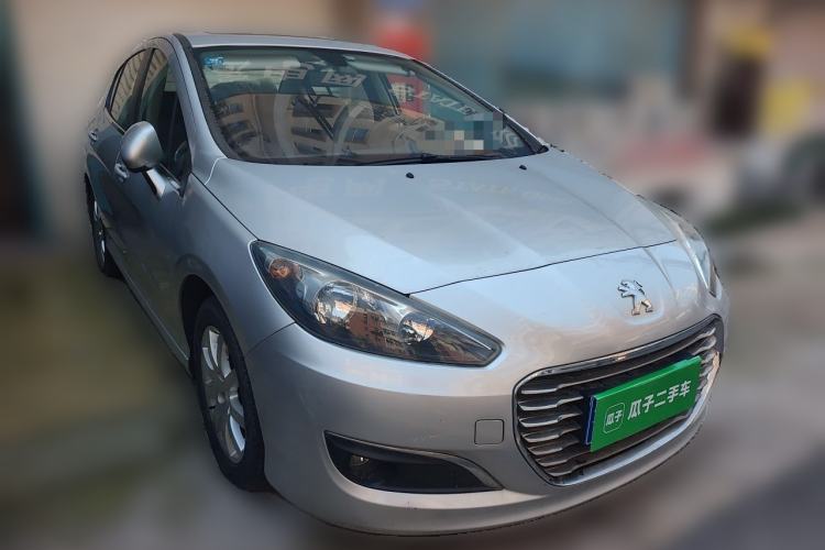 Used Peugeot 308 2012 1.6L Automatic Fashion Edition Front Right 45 Deg