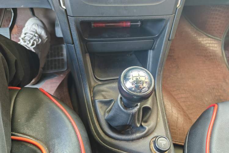 Used Peugeot 308 2012 1.6L Manual YouShang Edition Gear Lever