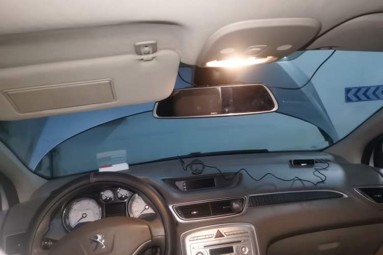 Used Peugeot 308 2012 2.0L Automatic Luxury Version Headliner