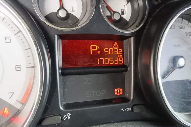 Used Peugeot 308 2012 1.6L Automatic YouShang Model Odometer Close Up