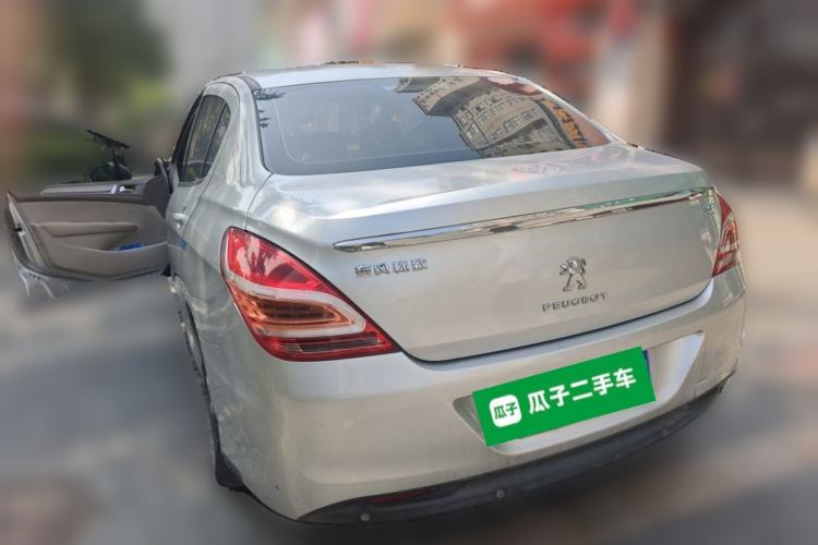 Used Peugeot 308 2012 2.0L Automatic Luxury Version Rear Left 45 Deg