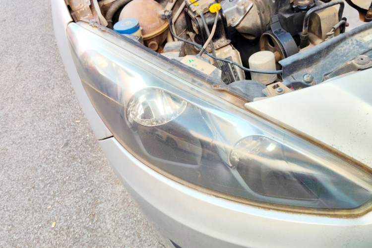 Used Peugeot 308 2012 1.6L Automatic YouShang Model Right Front Headlight