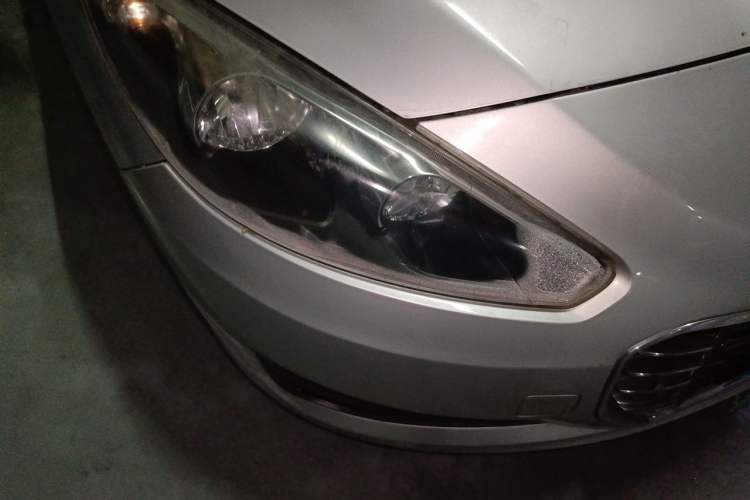 Used Peugeot 308 2012 2.0L Automatic Luxury Version Right Front Headlight