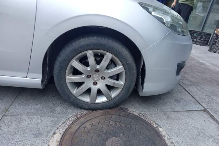 Used Peugeot 308 2012 1.6L Automatic YouShang Model Right Front Wheel Hub
