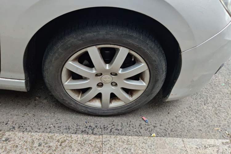 Used Peugeot 308 2012 1.6L Automatic YouShang Model Right Front Wheel Hub