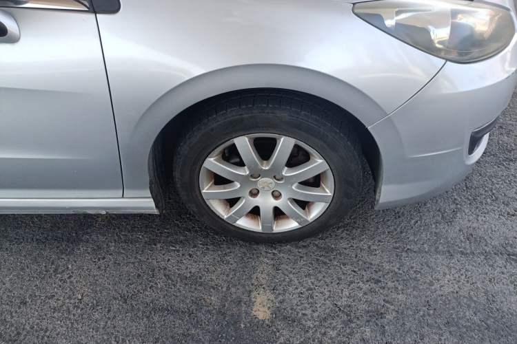 Used Peugeot 308 2012 1.6L Manual YouShang Edition Right Front Wheel Hub