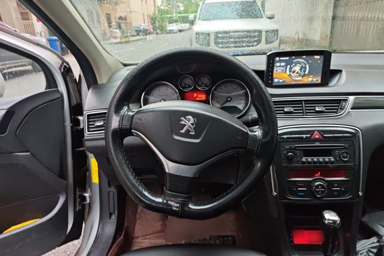Used Peugeot 308 2012 1.6L Automatic YouShang Model Steering Wheel