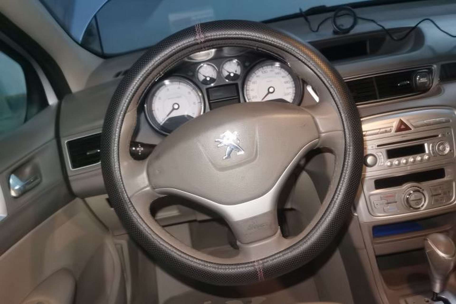 Used Peugeot 308 2012 2.0L Automatic Luxury Version Steering Wheel