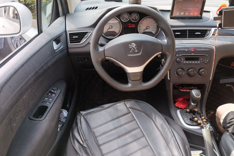 Used Peugeot 308 2012 1.6L Automatic YouShang Model Steering Wheel