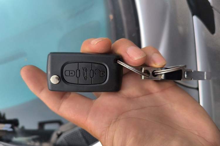 Used Peugeot 308 2012 1.6L Manual YouShang Edition Vehicle Key