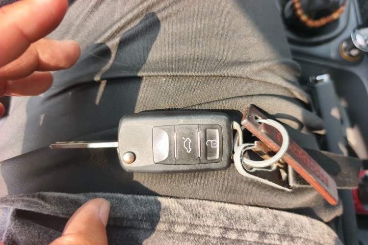 Used Peugeot 308 2012 1.6L Manual YouShang Edition Vehicle Key