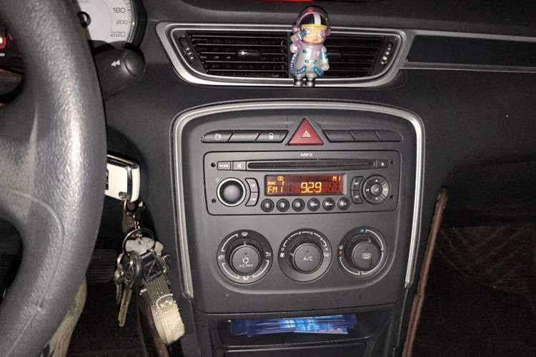 Used Peugeot 308 2012 1.6L Automatic YouShang Model Audio And AC Panel