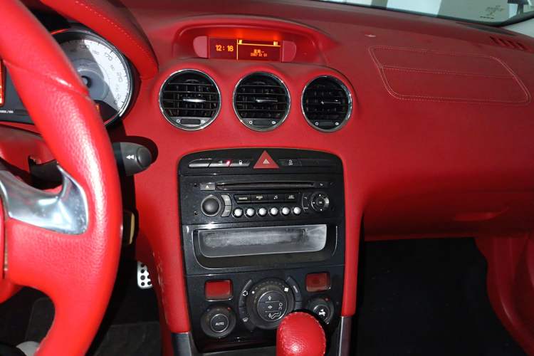 Used Peugeot 308 2012 1.6T CC Fashion Edition Audio And AC Panel