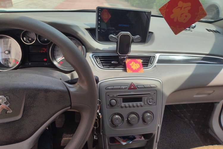 Used Peugeot 308 2012 1.6L Manual YouShang Edition Audio And AC Panel