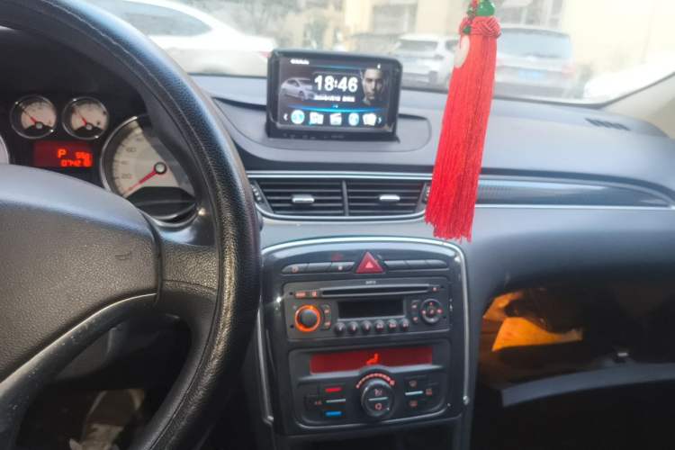 Used Peugeot 308 2012 1.6L Automatic Fashion Edition Audio And AC Panel