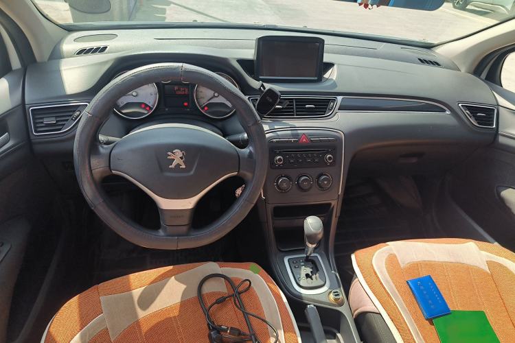 Used Peugeot 308 2012 1.6L Automatic YouShang Model Center Console