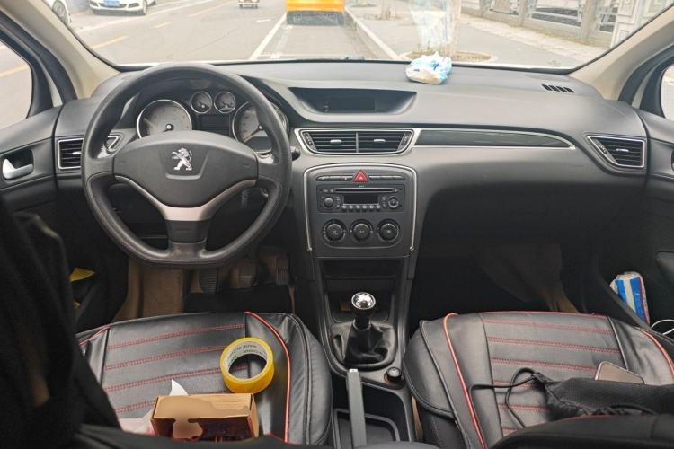 Used Peugeot 308 2012 1.6L Manual YouShang Edition Center Console