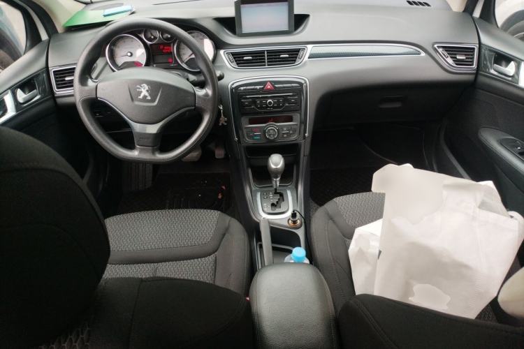 Used Peugeot 308 2012 1.6L Automatic Fashion Edition Center Console