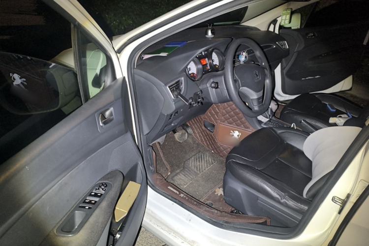 Used Peugeot 308 2012 1.6L Automatic YouShang Model Driver Seat