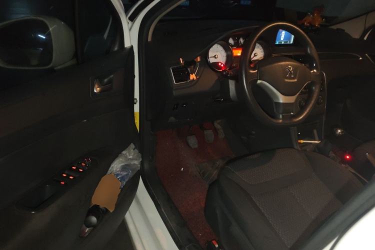Used Peugeot 308 2012 1.6L Manual Fashion Edition Driver Seat