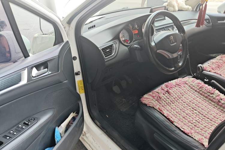 Used Peugeot 308 2012 1.6L Manual Fashion Edition Driver Seat