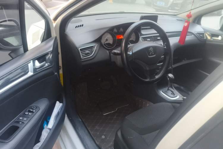 Used Peugeot 308 2012 1.6L Automatic Fashion Edition Driver Seat