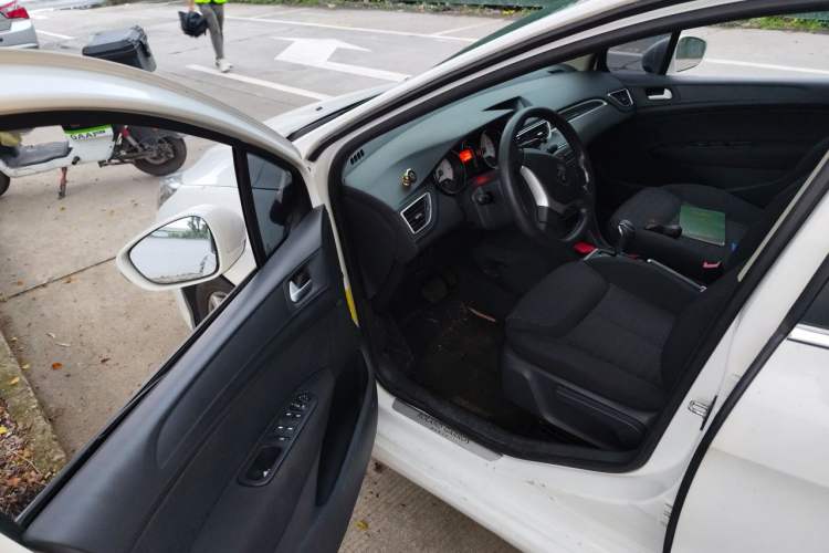 Used Peugeot 308 2012 1.6L Automatic YouShang Model Driver Seat
