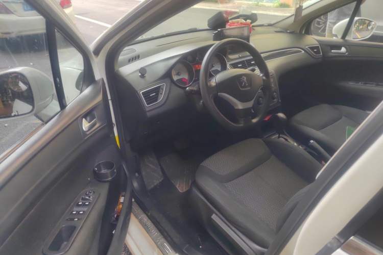 Used Peugeot 308 2012 1.6L Automatic YouShang Model Driver Seat