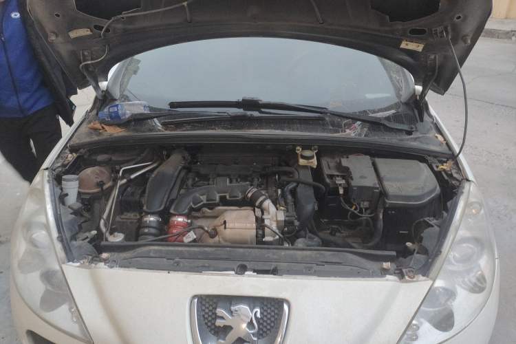 Used Peugeot 308 2012 1.6T CC Fashion Edition Engine Bay