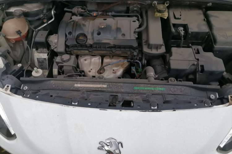 Used Peugeot 308 2012 1.6L Manual Fashion Edition Engine Bay